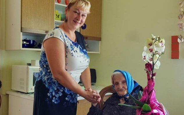 107 éves nénit köszöntöttek Orgoványon