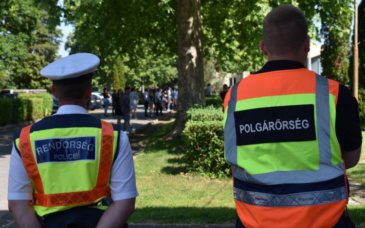 Közös gyalogos járőrszolgálatot indít az önkormányzat és a rendőrség