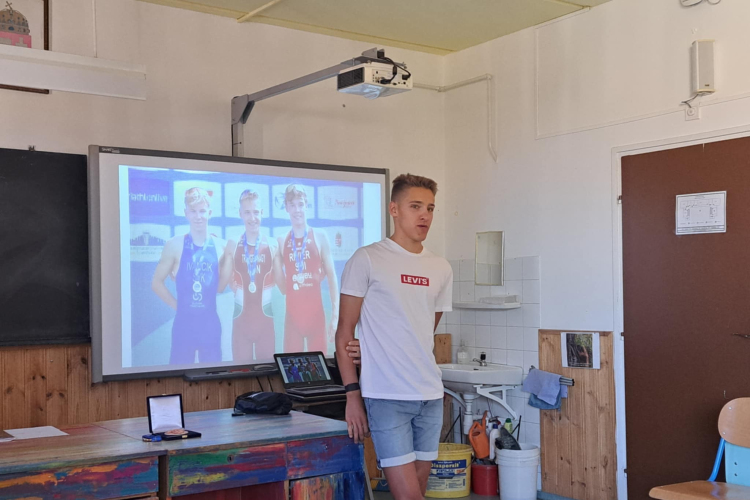 Visszatért régi iskolájába Trungel-Nagy Zalán, hogy inspirálja a diákokat