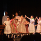 Tanév végi táncgálát tartottak a művelődési központban