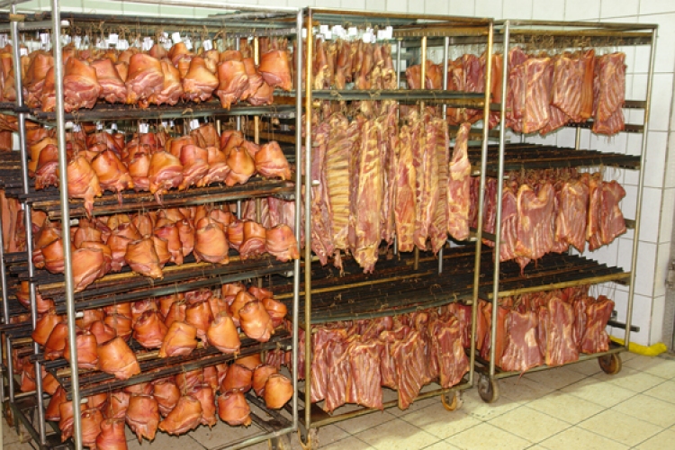 November 10-től húsfeldolgozók igényelhetnek technológiai fejlesztésükhöz támogatást