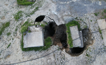 Parajd - Újabb beomlások nyomán ismét sós víz került a Korond-patakba