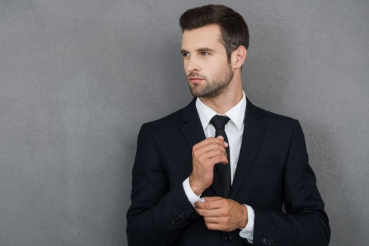 Hátrányba kerülhetnek a jóképű férfiak