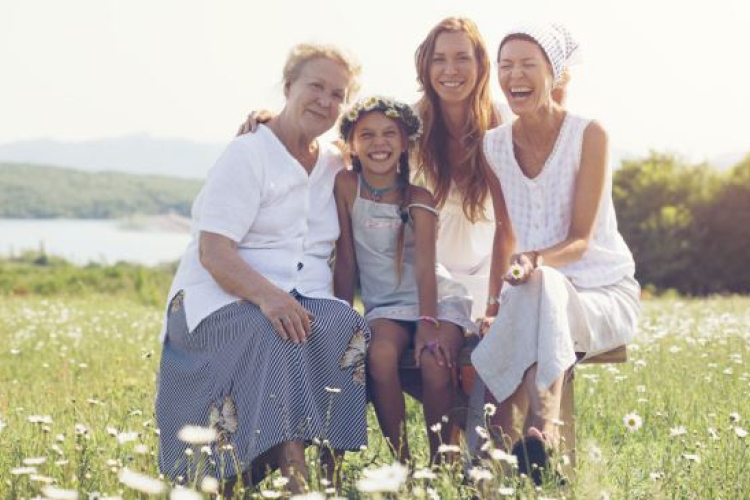 Jó hír: boldogabbak leszünk, ahogy öregszünk