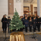 Fellobbant az első láng városunk adventi koszorúján