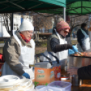 Régmúlt idők disznóvágási hangulatát idézték fel a városközpontban