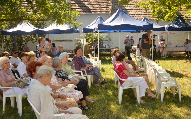 „Zsúr”-ral ünnepelték meg a nagynevű író születésnapját