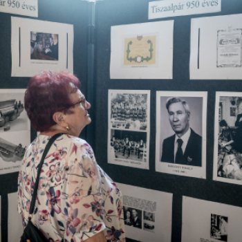 Archív fotókiállítással vette kezdetét a Tiszaalpár 950 programsorozat