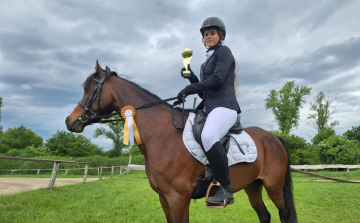 Szép eredmények a simonpusztai díjugratóversenyen