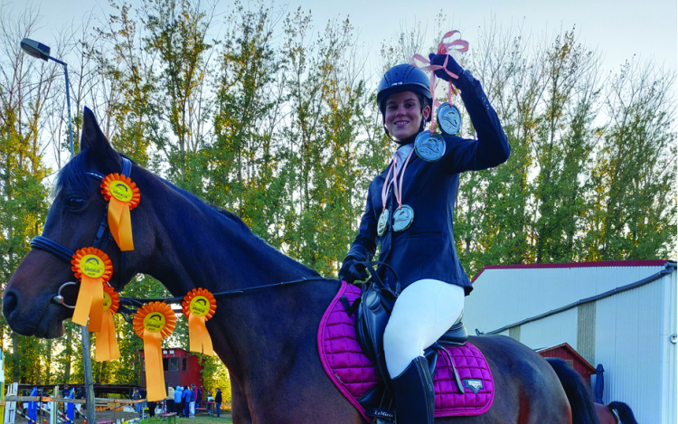 Dobos Eszter és Harriet taroltak a Berente Kupa Döntőjén