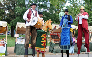 Ízekkel és zenével búcsúzik az ősz Bugacon
