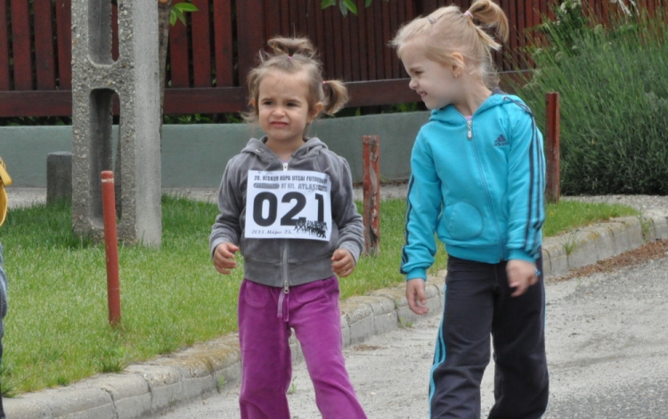 Utcai futóversenyt rendeztek a Móravárosban