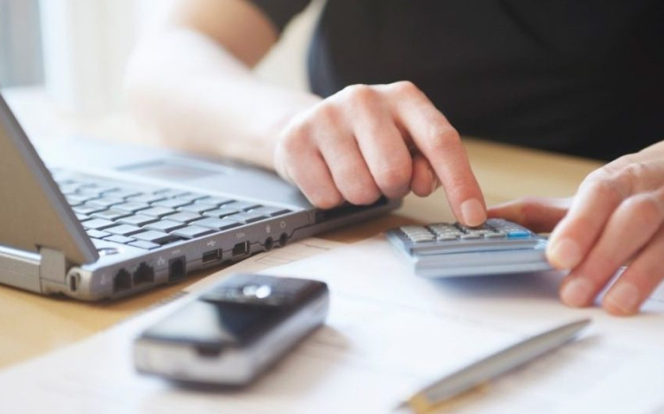 Már sms-ben is kérhető az adóbevallás tervezete 