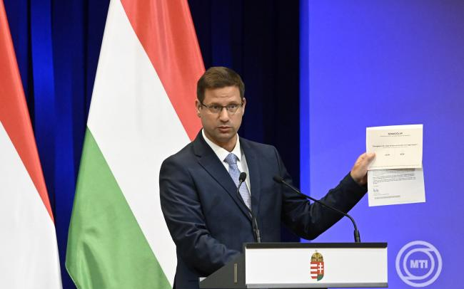 Gulyás Gergely: jövő héten kezdik postázni a szavazólapokat Ukrajna EU-csatlakozásáról