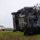 Részletek és képek az M5-ösön történt balesetről