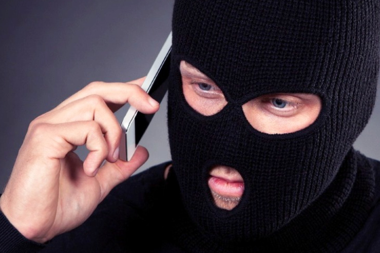 Trükkös telefoncsalásokra hívja fel a figyelmet a rendőrség