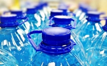 A biztonságosnak vélt műanyag palackok is mérgezők 