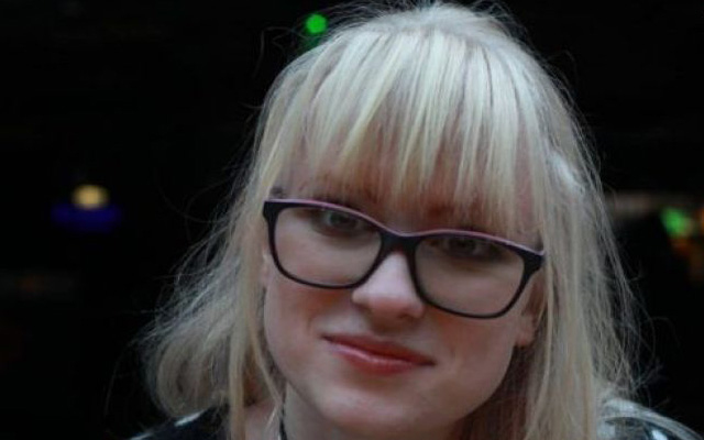 Hívja a rendőrséget, ha látta az eltűnt albínó lányt!