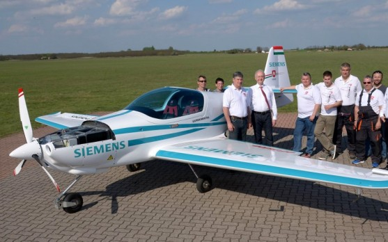 Egyedülálló repülőgép Kecskemétről