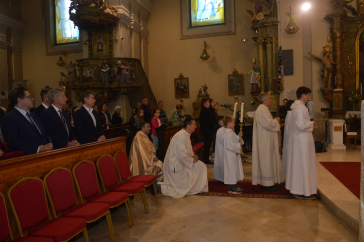 A hit és a szeretet vezette városalapítóinkat is