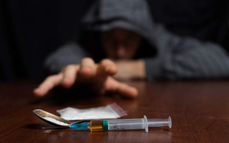 Halálos drogpropaganda az online térben