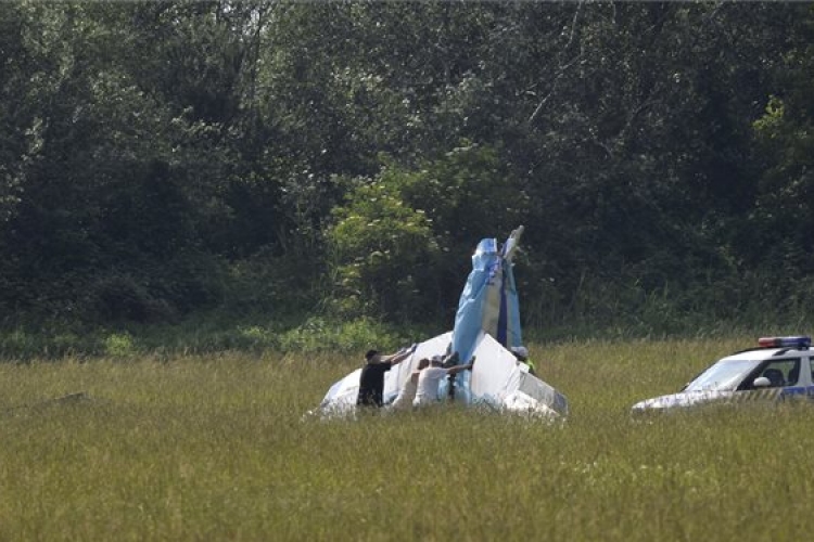 Két vitorlázórepülő ütközött Esztergomban – ketten meghaltak