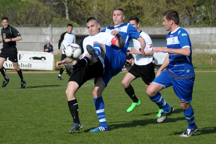 Hazai környezetben játszott döntetlent az éllovas