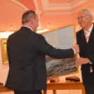 Emberi sorsok lenyomatai képekben és lírában