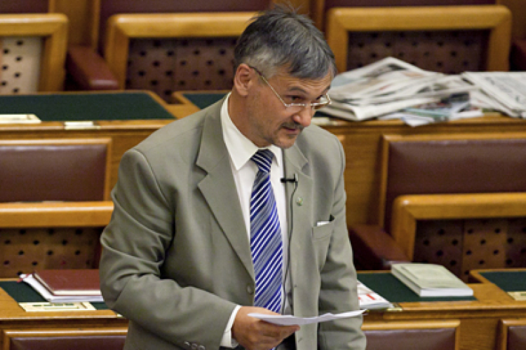 Függetlenként indul a polgármesteri székért dr. Garai István Levente