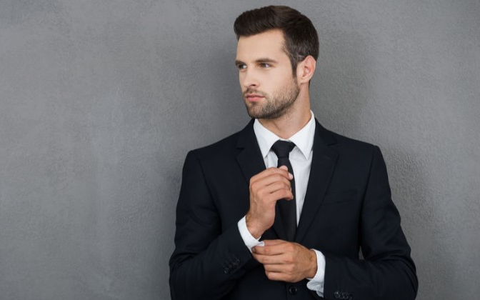 Hátrányba kerülhetnek a jóképű férfiak