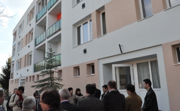 Újabb 53 lakásos társasház újult meg Kiskunfélegyházán
