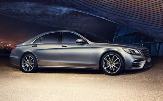 Bemutatták a Mercedes-Benz S-osztály luxusautó modell új nemzedékét