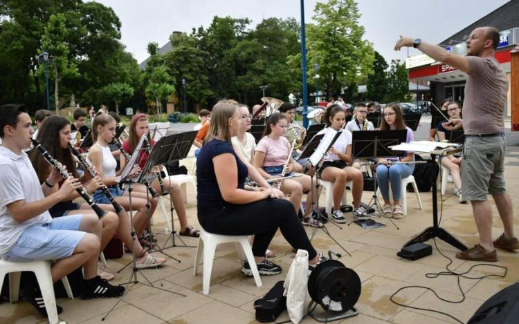 Újra lesz Béke tér zene 