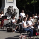 A Kiskunfélegyházi Ifjúsági  Fúvószenekar térzenével szórakoztatta várost