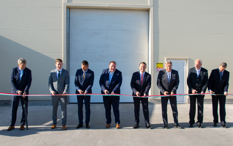 Új fejezet nyílt a hazai élelmiszeriparban – korszerű pelletáló üzemmel bővült a Júlia Malom Kunszálláson