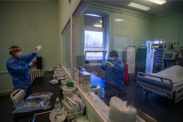 Bő fél éve először nem regisztráltak koronavírus miatti halálesetet Németországban