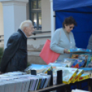 Színes virág kavalkád az őszi virágünnepen