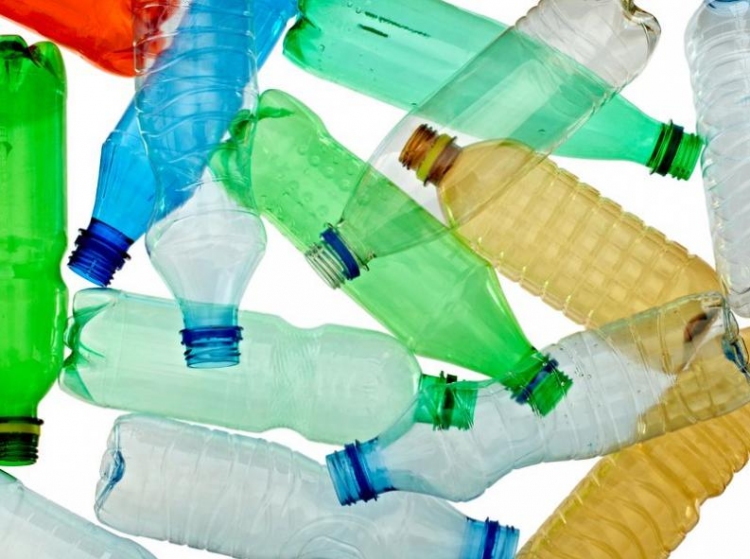 Bioműanyag? Komposztálható műanyagtermékeket gyártó üzem épül Faddon