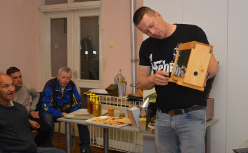 Mézédes reggel a Fogyatékkal Élők Nappali Intézményében