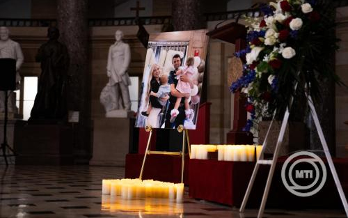 Százezres tömeget várnak Charlie Kirk amerikai konzervatív aktivista búcsúztatására