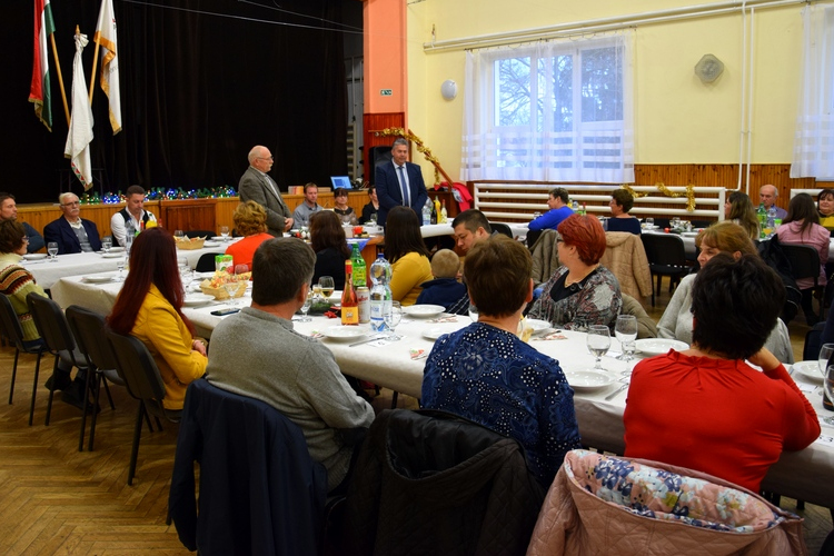 Év végi összejövetelt tartott a petőfiszállási önkormányzat