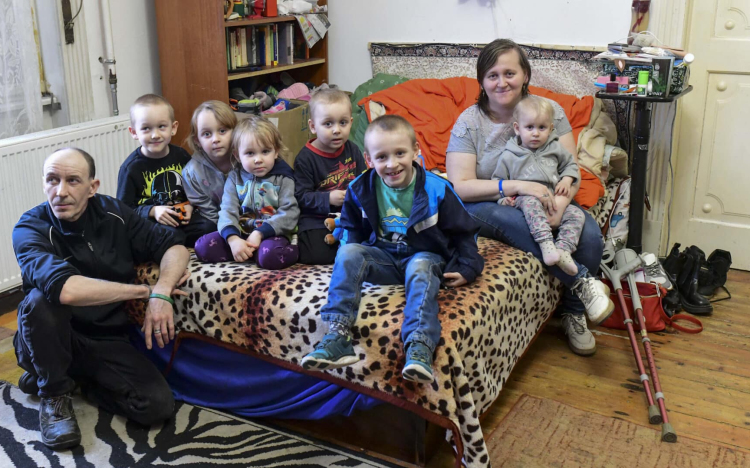 785.855 Ft-tal zárult a Kulcsár-Horváth család javára szervezett sütivásár